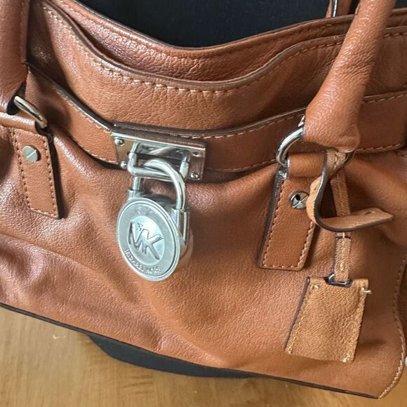 Michael Kors Tan Satchel with Silver Lock and Structured Design - Picture 5 of 12